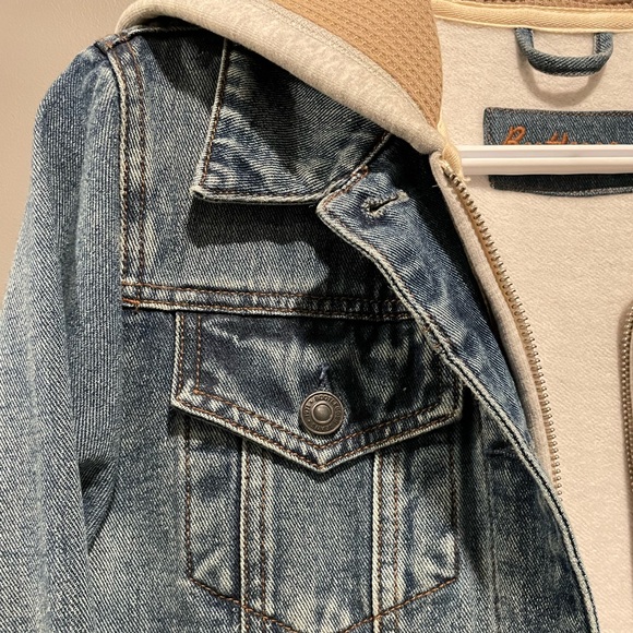 Bootlegger Denim Jacket - Picture 4 of 5